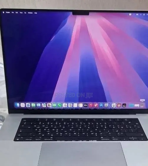 New Laptop Apple MacBook Pro 2021 M1 32GB Apple M1 Pro SSD 512GB