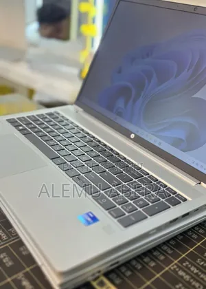 New Laptop HP ProBook 440 G10 16GB Intel Core i7 SSD 512GB