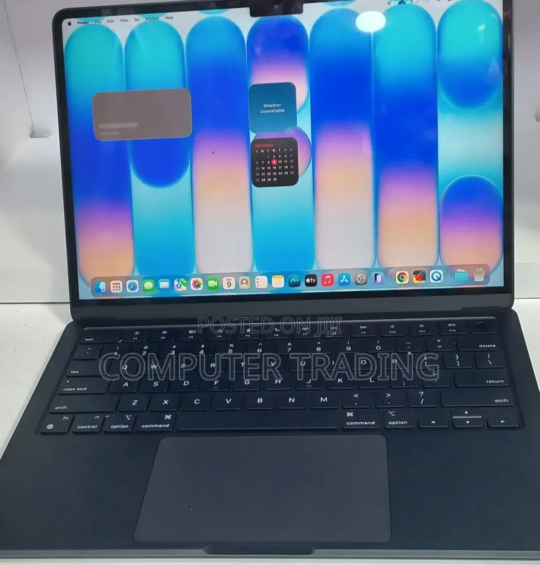 New Laptop Apple MacBook Air 2022 M2 8GB Intel Core i7 SSD 256GB