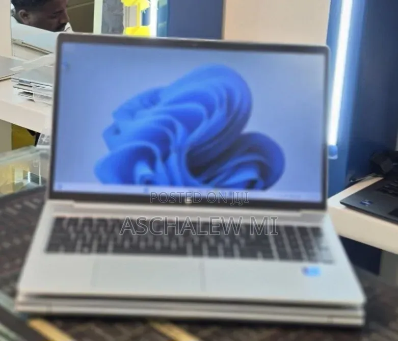 New Laptop HP Probook 450 16GB Intel Core i7 SSD 512GB