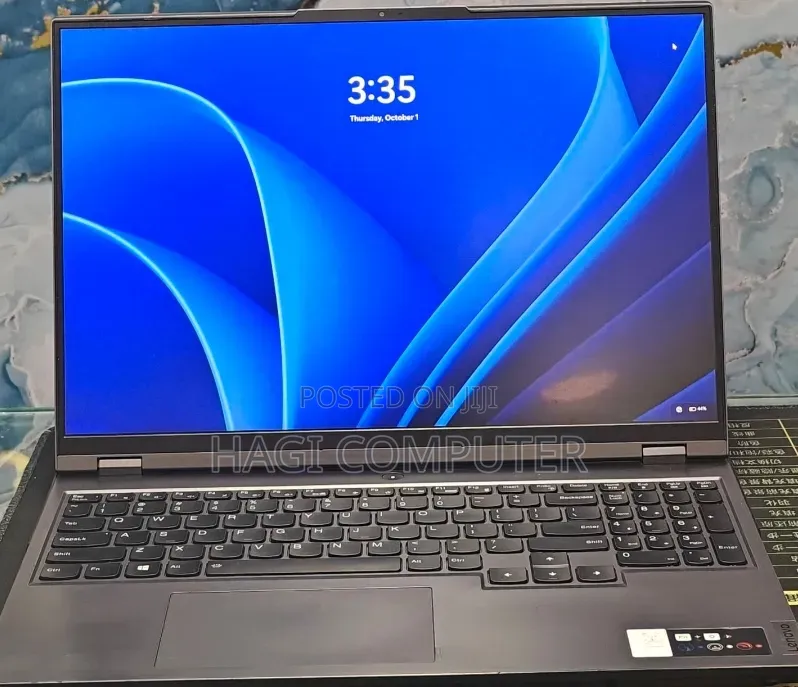 New Laptop Lenovo Legion 5 16GB AMD Ryzen 7 SSD 512GB