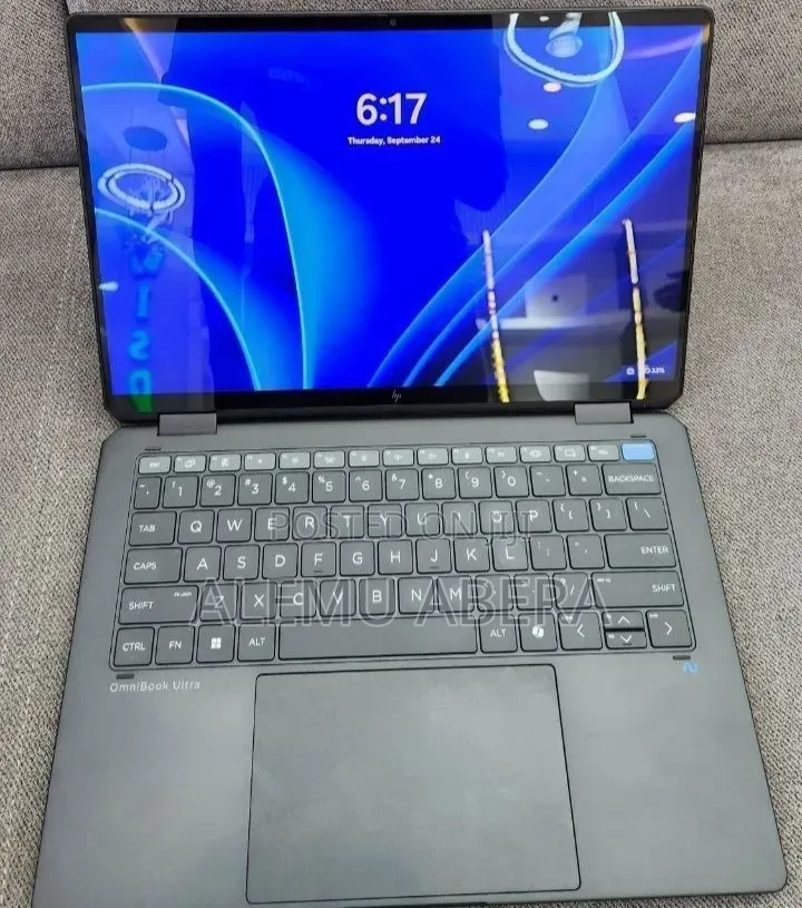 New Laptop HP OmniBook Ultra Flip 14" 16GB Intel Core Ultra 7 SSD 1T