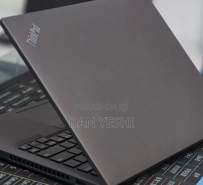 New Laptop Lenovo ThinkPad T14 16GB Intel Core i7 SSD 512GB