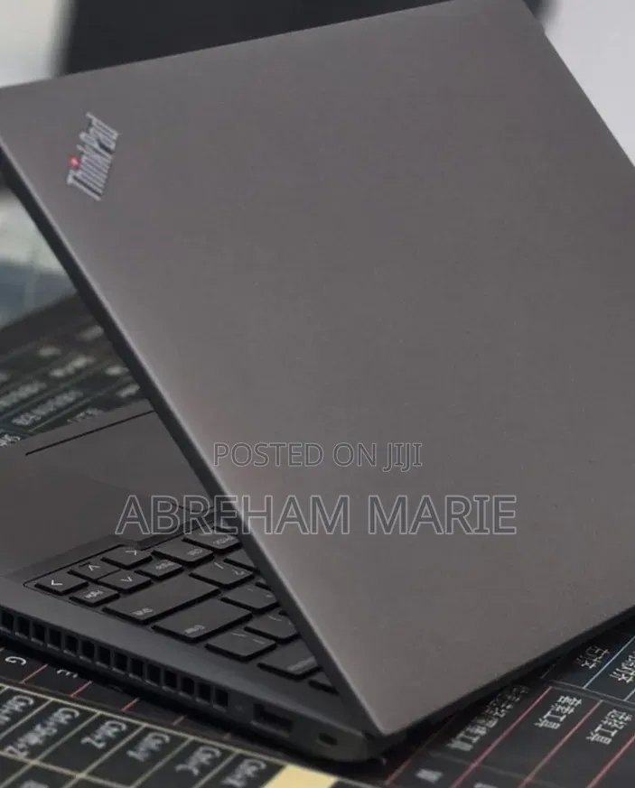New Laptop Lenovo ThinkPad T14 16GB Intel Core i7 SSD 512GB