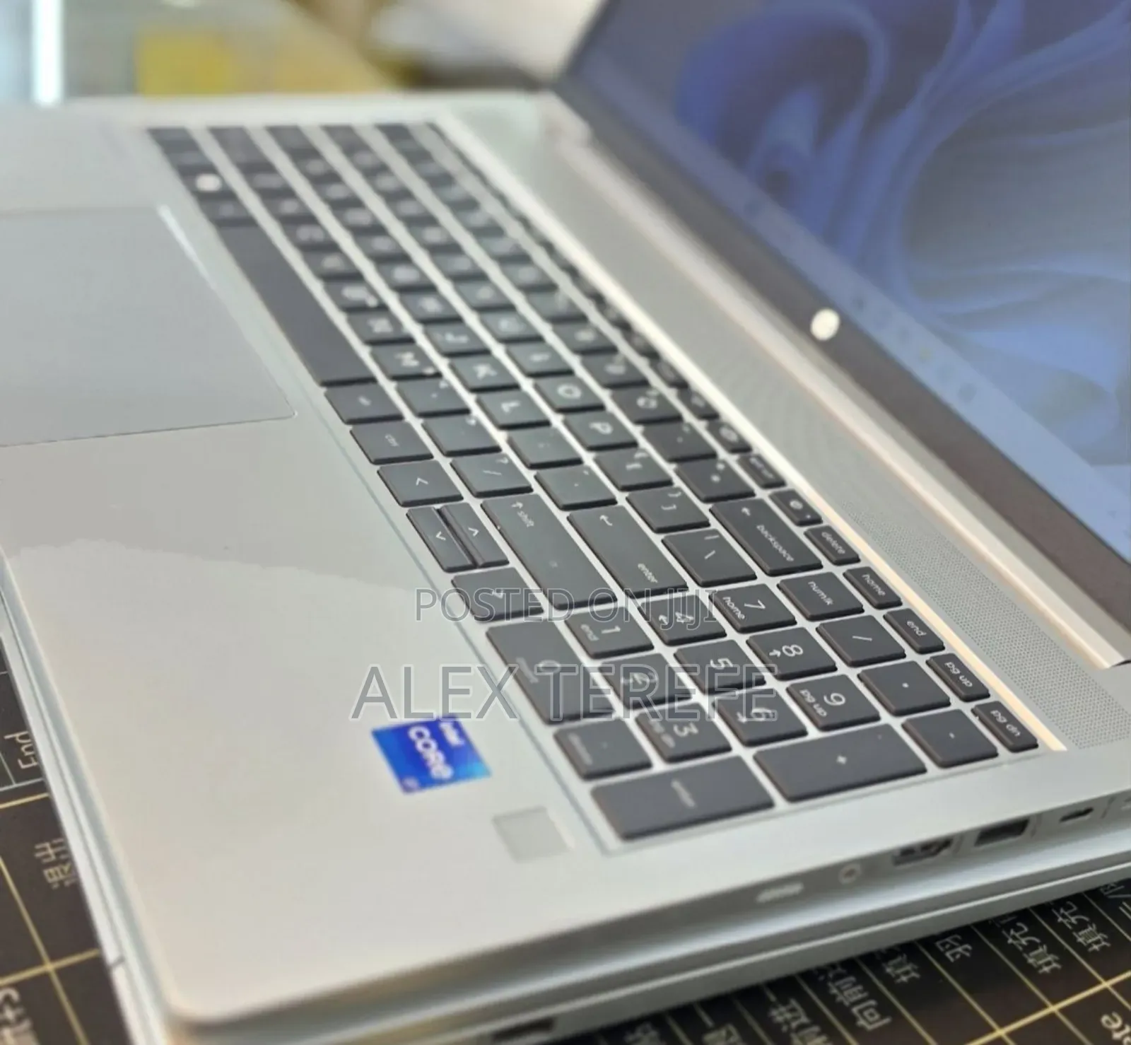 New Laptop HP ProBook 460 G11 16GB Intel Core i7 SSD 512GB