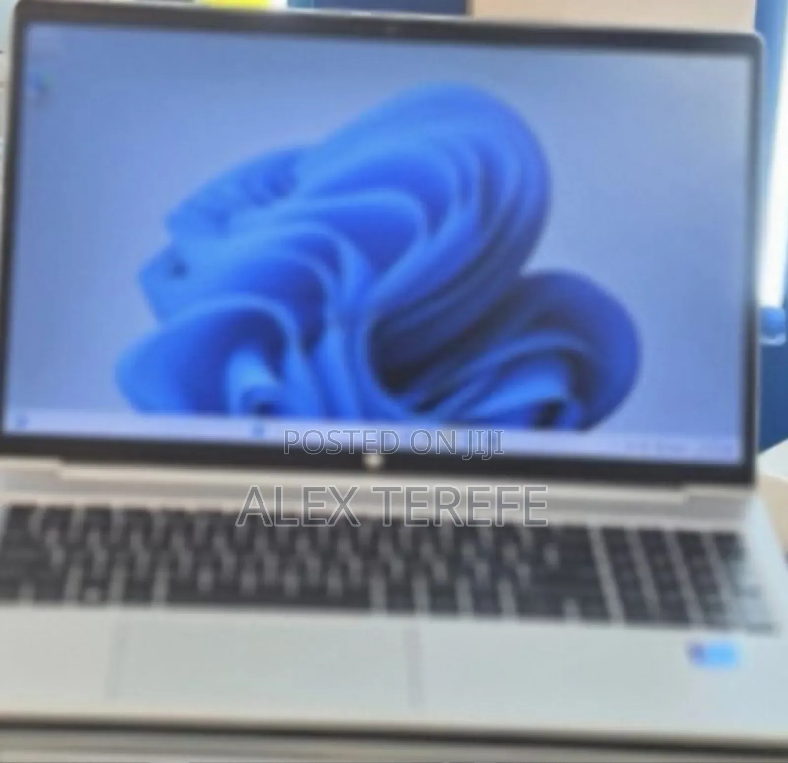 New Laptop HP ProBook 460 G11 16GB Intel Core i7 SSD 512GB