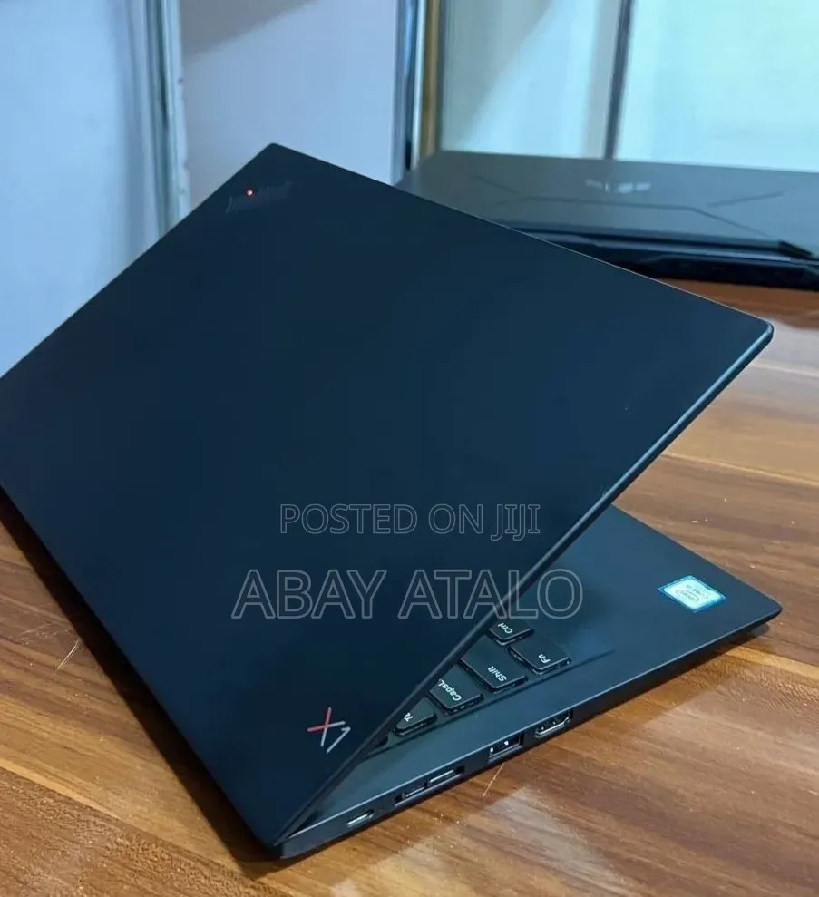 New Laptop Lenovo ThinkPad X1 Carbon 8GB Intel Core i5 SSD 256GB