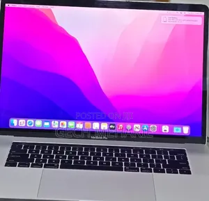 New Laptop Apple MacBook Pro 2017 16GB Intel Core i7 SSD 512GB