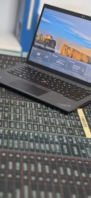 New Laptop Lenovo ThinkPad T14 16GB Intel Core i7 SSD 512GB