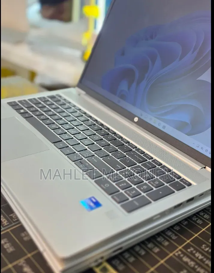 New Laptop HP ProBook 450 G9 16GB Intel Core i7 SSD 512GB