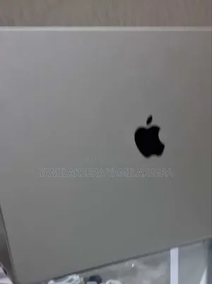New Laptop Apple MacBook Pro 2020 M1 32GB Apple M1 Pro SSD 512GB