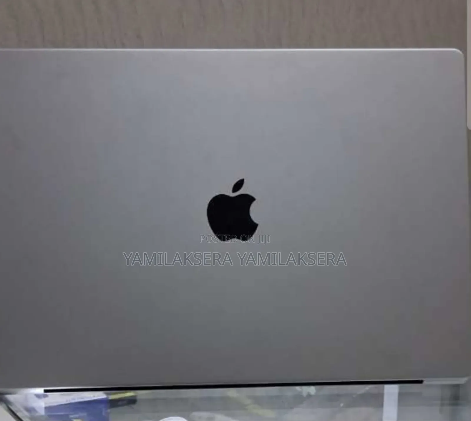 New Laptop Apple MacBook Pro 2020 M1 32GB Apple M1 Pro SSD 512GB