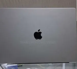 New Laptop Apple MacBook Pro 2020 M1 32GB Apple M1 Pro SSD 512GB