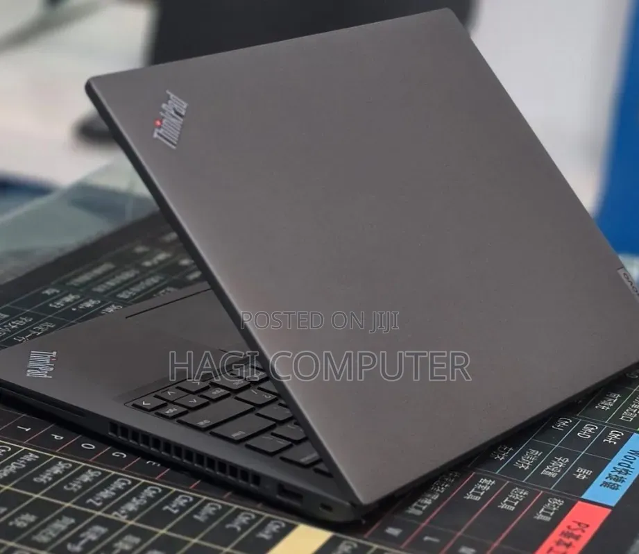 New Laptop Lenovo ThinkPad T14 16GB Intel Core i7 SSD 512GB