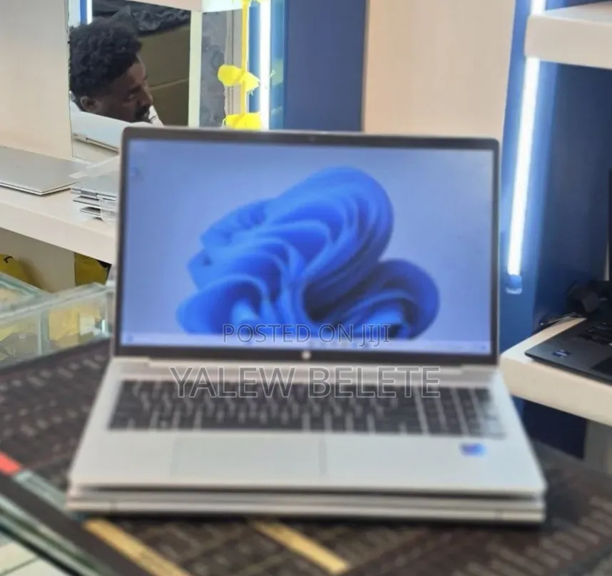 New Laptop HP ProBook 450 G9 16GB Intel Core i7 SSD 512GB
