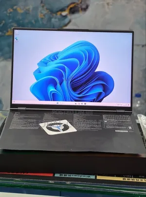 New Laptop Lenovo Legion 9 32GB AMD Ryzen 9 SSD 1T