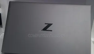 New Laptop HP ZBook Firefly G8 16GB Intel Core i7 SSD 512GB