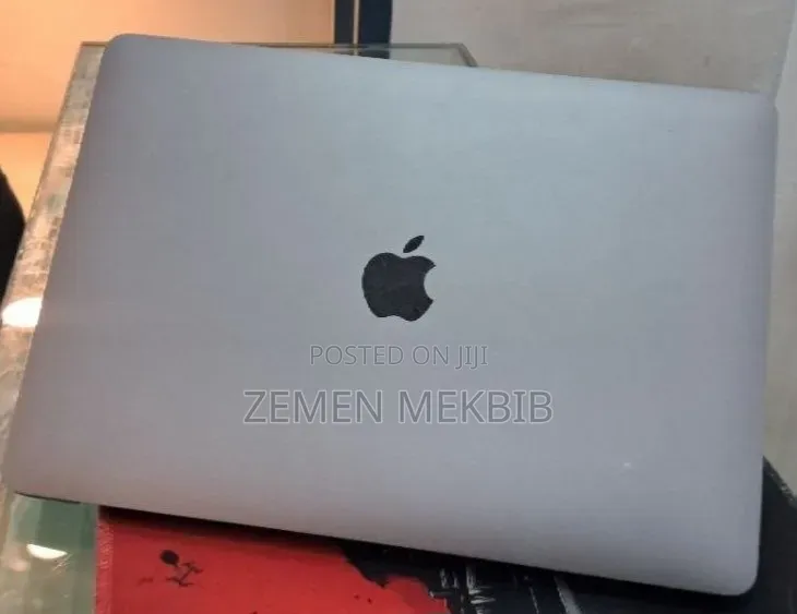 New Laptop Apple MacBook Air 2020 M1 16GB Apple M1 SSD 256GB