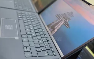New Laptop Dell Latitude 7330 16GB Intel Core Ultra 5 SSD 512GB