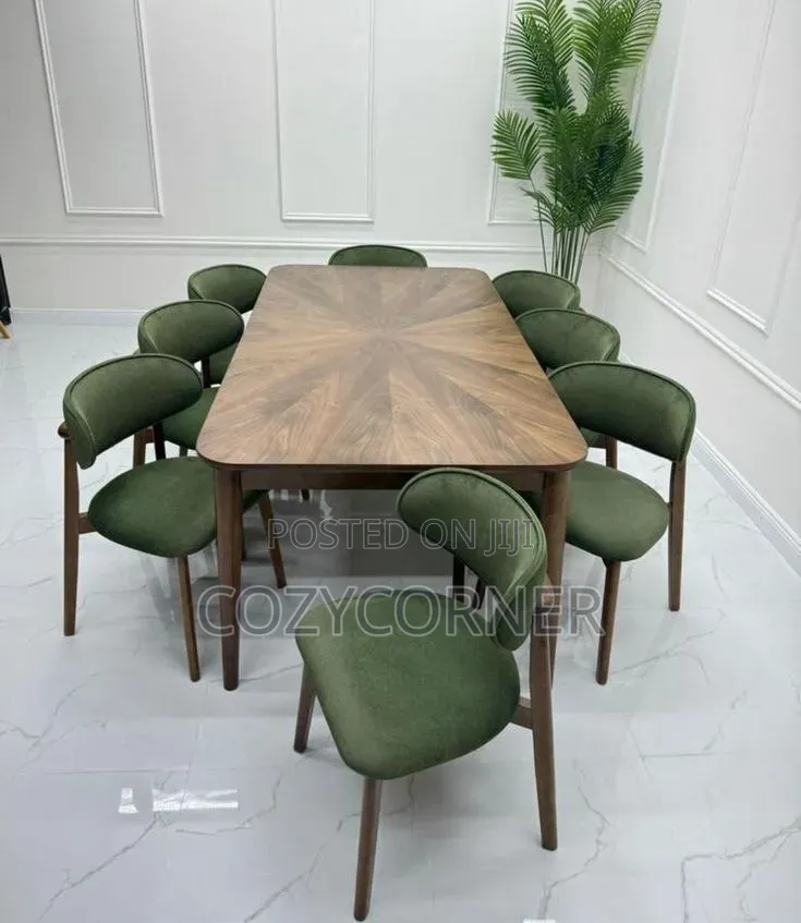 Quality 8 Seater Dining Table for Gathering. የመመገቢያ ጠረጴዛ