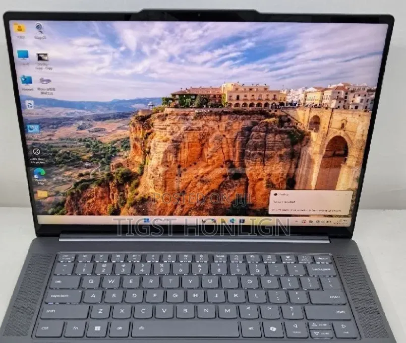 New Laptop Lenovo ThinkPad Yoga 32GB Intel Core Ultra 7 SSD 1T