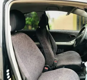 Toyota Yaris 2010 Black