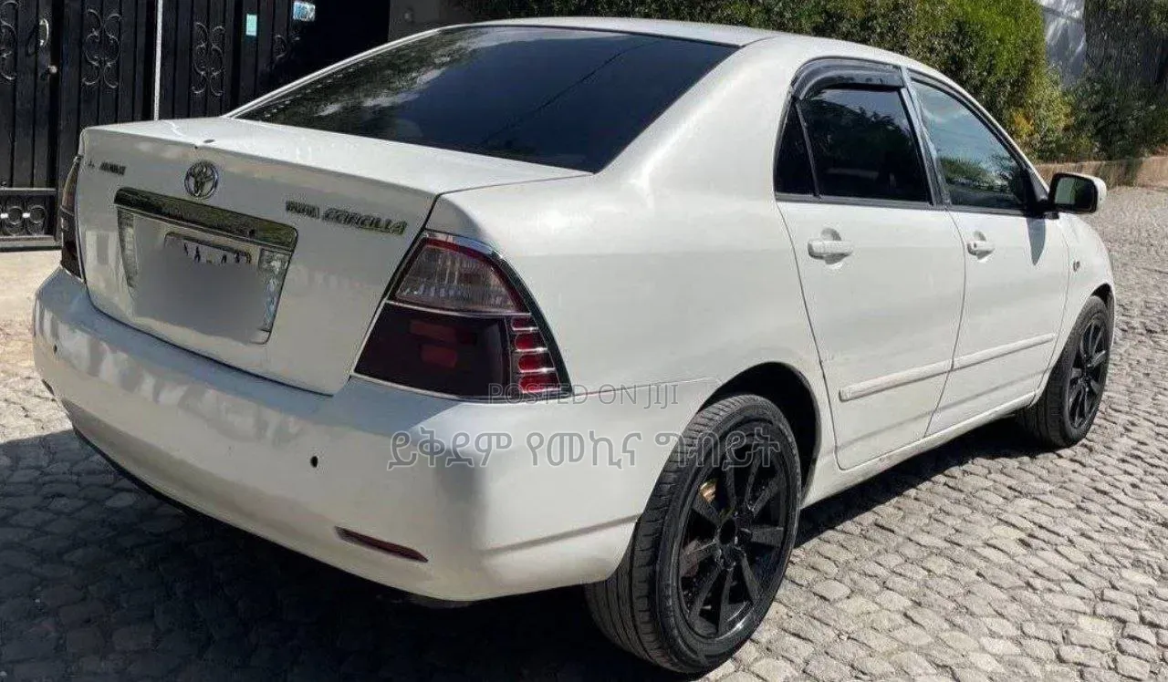 Toyota Corolla 2007 White