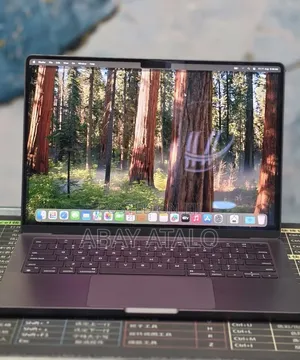New Laptop Apple MacBook Air 2024 M3 16GB Apple M1 SSD 512GB
