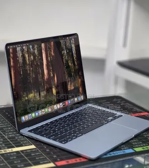 Laptop Apple MacBook Air 2025 M4 16GB Apple M4 SSD 512GB