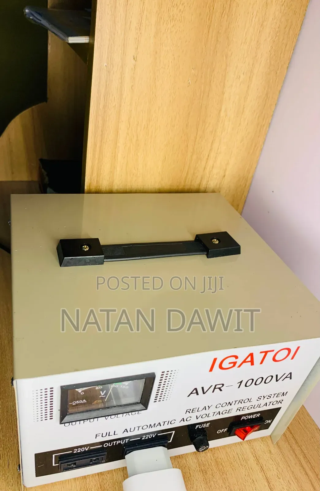 IGATO AVR-1000VA Automatic AC Voltage Regulator (Stabilizer)