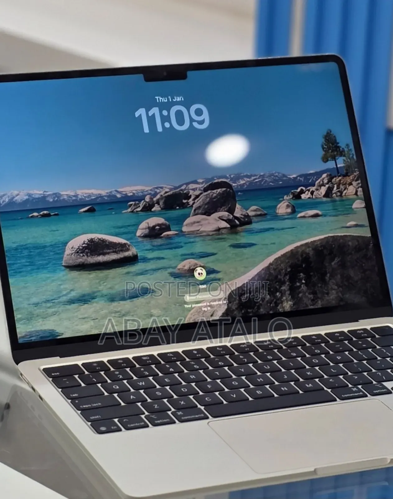 New Laptop Apple MacBook Air 2025 M4 16GB Apple M4 SSD 512GB