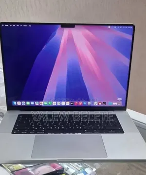 New Laptop Apple MacBook Pro 2021 M1 32GB Apple M1 Pro SSD 512GB