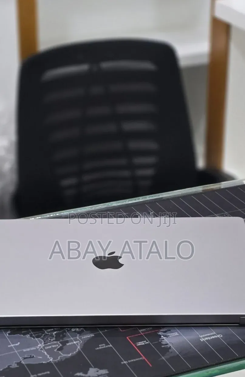 New Laptop Apple MacBook Air 2023 M2 16GB Apple M2 SSD 512GB