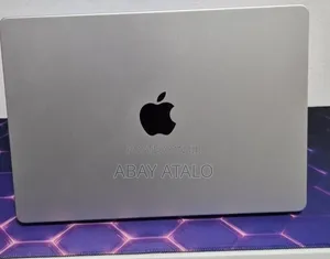 New Laptop Apple MacBook Air 2024 M3 16GB Apple M4 Pro SSD 512GB