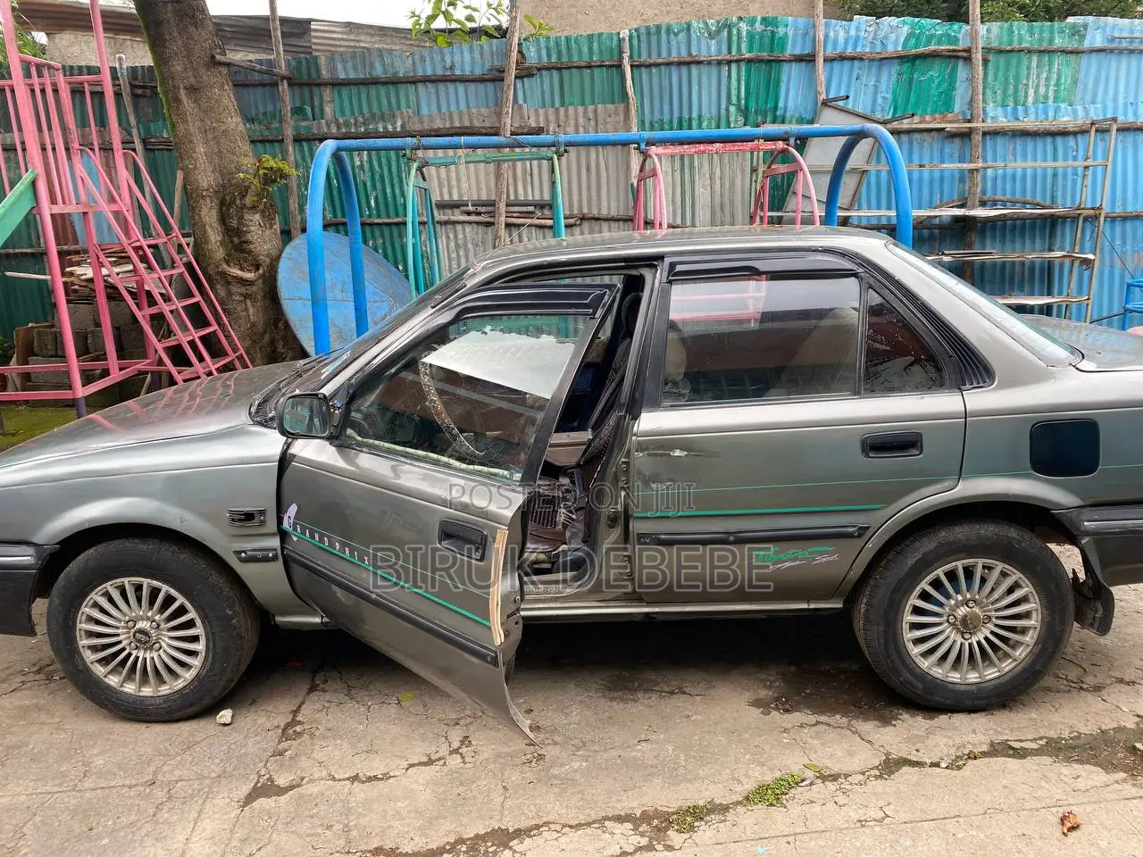 Toyota Corolla 1987 Gray