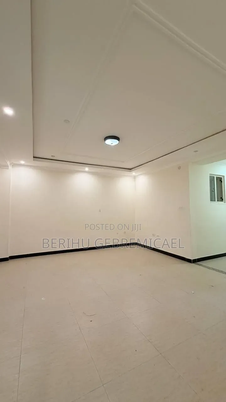 2bdrm Condo in አያት, Bole for sale