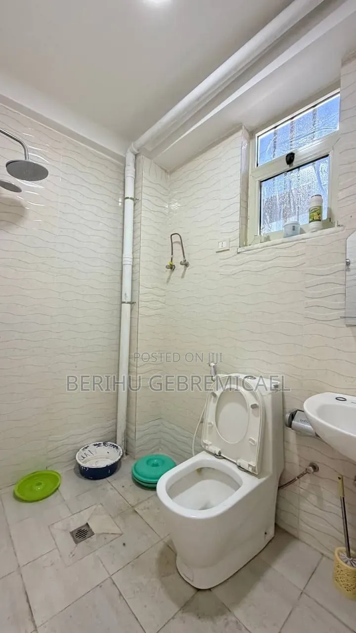 2bdrm Condo in አያት, Bole for sale