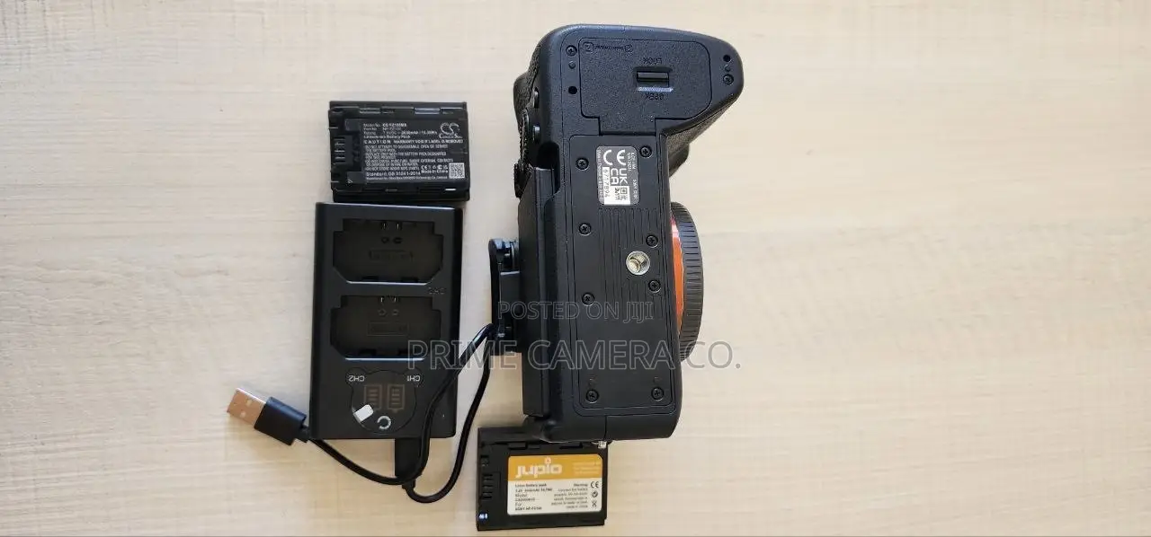 Sony A7 IV Mirrorless Camera Body Only (Brand New)