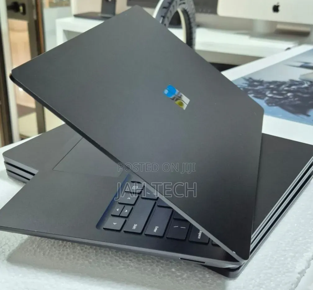 New Laptop Microsoft Surface Laptop 3 16GB Intel Core i7 SSD 256GB