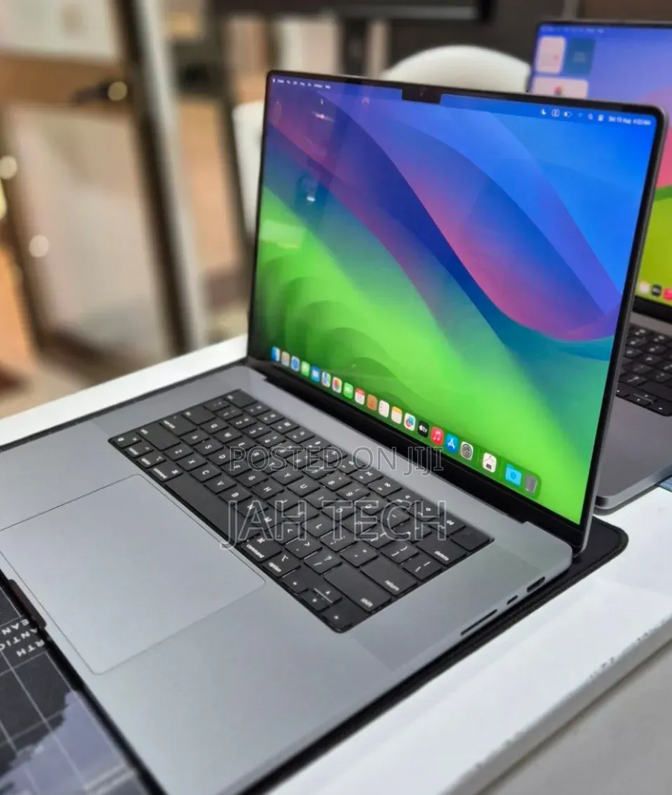 New Laptop Apple MacBook Pro 2021 M1 Max 64GB Apple M1 Max SSD 1T