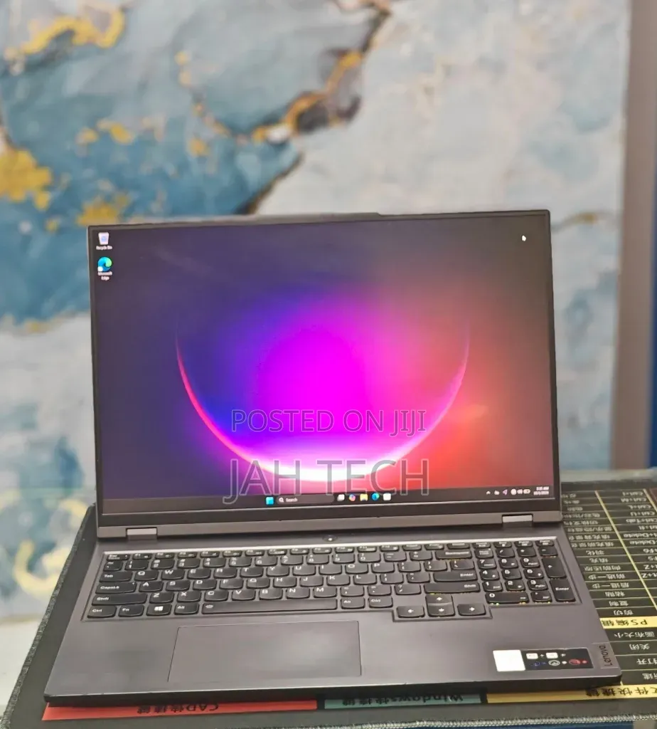 New Laptop Lenovo Legion 5 16GB AMD Ryzen 7 SSD 512GB