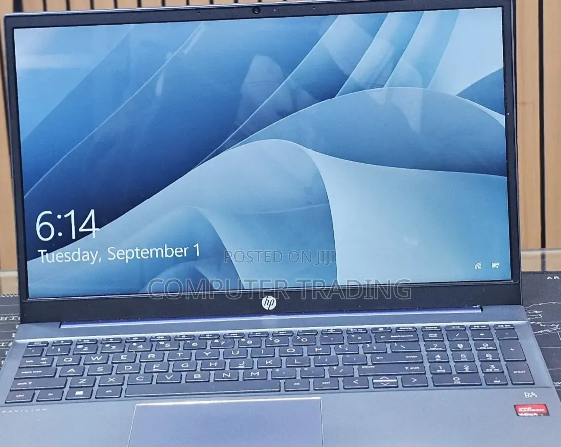 New Laptop HP Pavilion 15 8GB AMD Ryzen 5 SSD 512GB
