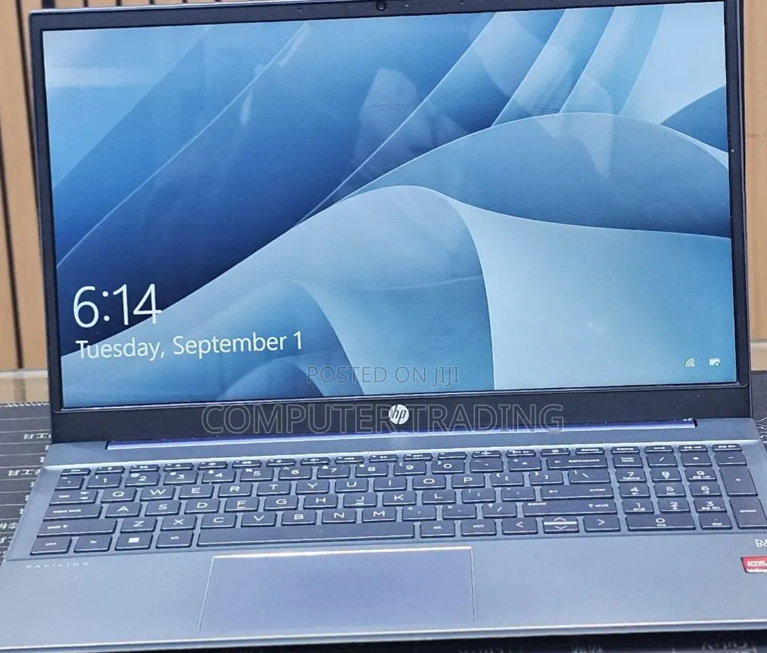 New Laptop HP Pavilion 15 8GB AMD Ryzen 5 SSD 512GB