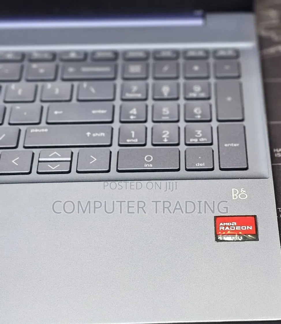 New Laptop HP Pavilion 15 8GB AMD Ryzen 5 SSD 512GB
