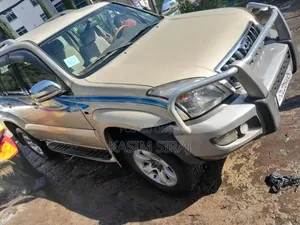 Toyota Land Cruiser Prado 3.0 D-4D 5dr 2006 Blue