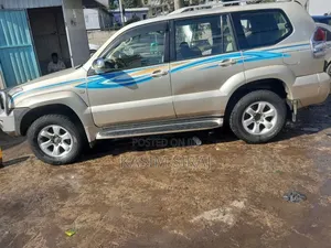 Toyota Land Cruiser Prado 3.0 D-4D 5dr 2006 Blue