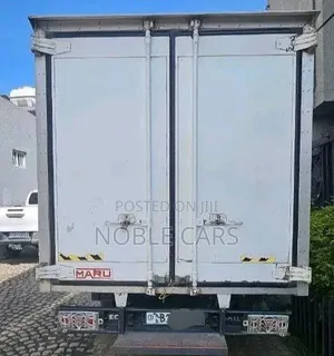 (Urgent ) Iveco Box Truck - 2021