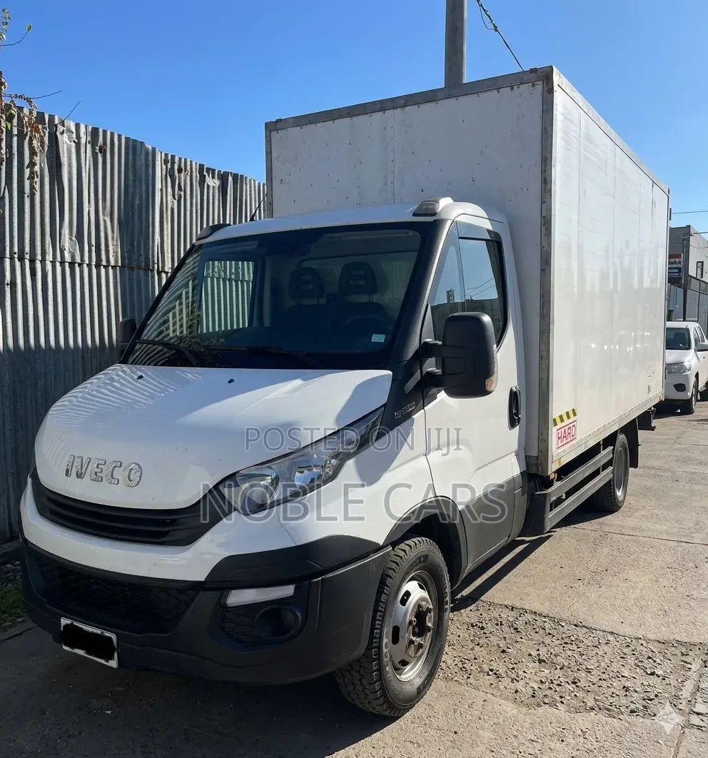 (Urgent ) Iveco Box Truck - 2021