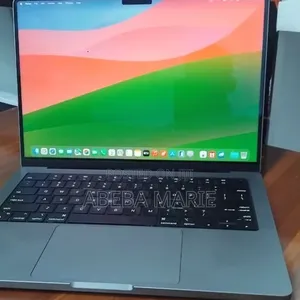 New Laptop Apple MacBook Pro 2021 M1 32GB Apple M1 Pro SSD 512GB