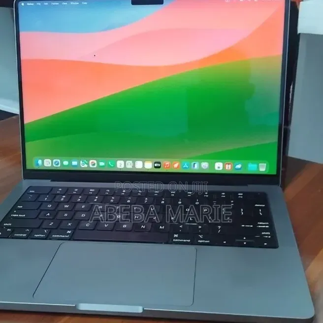 New Laptop Apple MacBook Pro 2021 M1 32GB Apple M1 Pro SSD 512GB